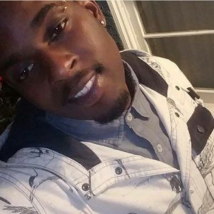 Meet your Posher, Devin